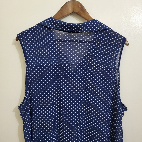 Women's Siren Lily Women's Sleeveless Button Up Tank Tops - Picture 6 of 11